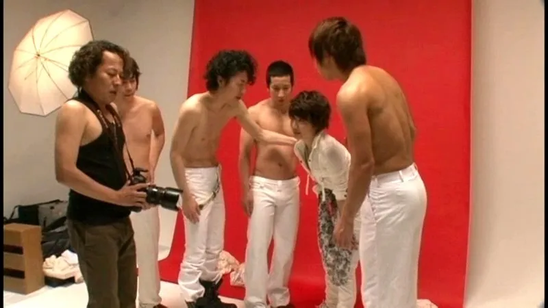 สาวทอมปลอมตัวเป็นผู้ชาย