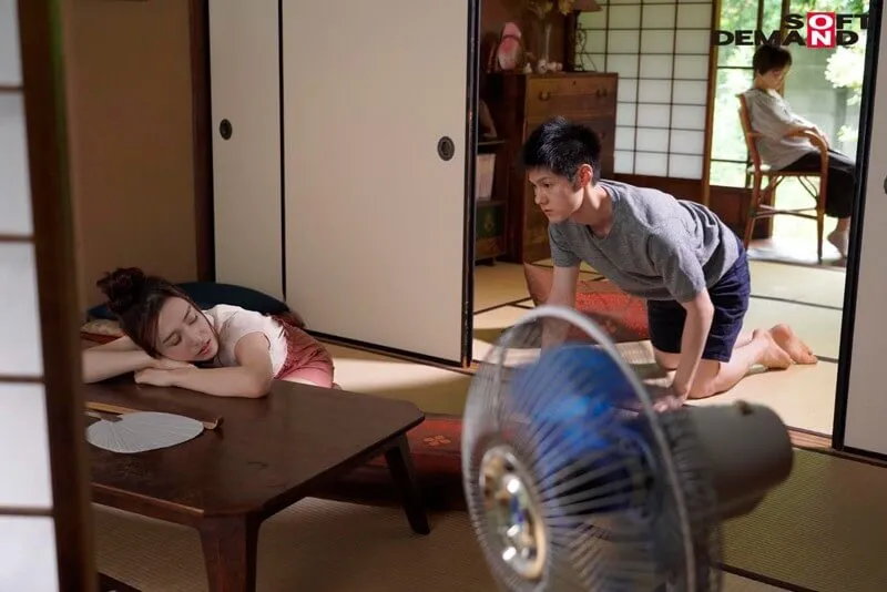 หลานชายเย็ดน้าสะใภ้