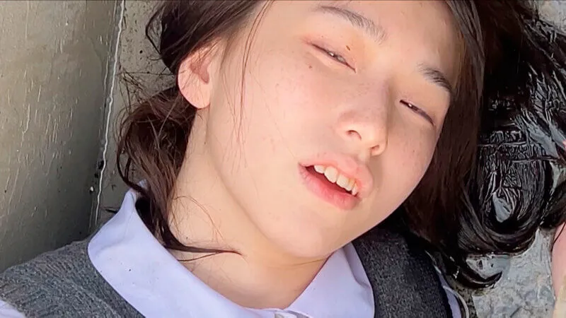 จับเด็กสาว