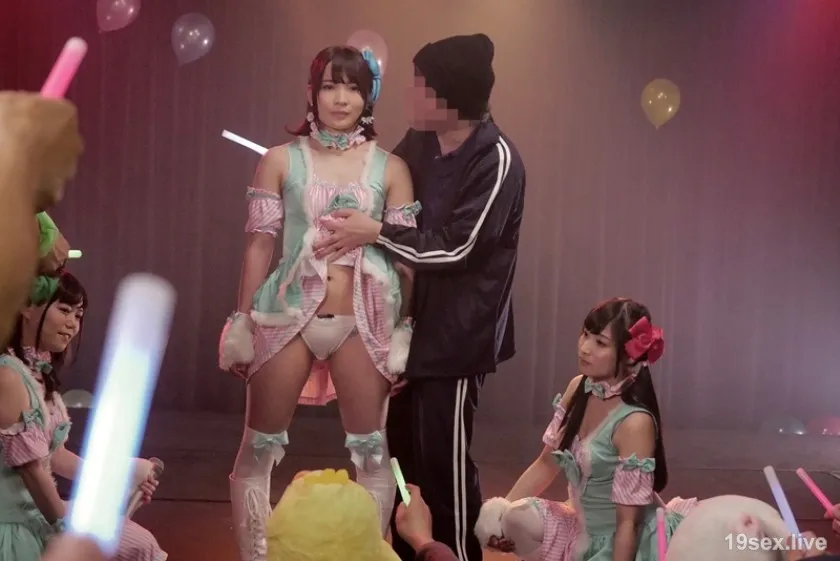 TOKYO IDOLS