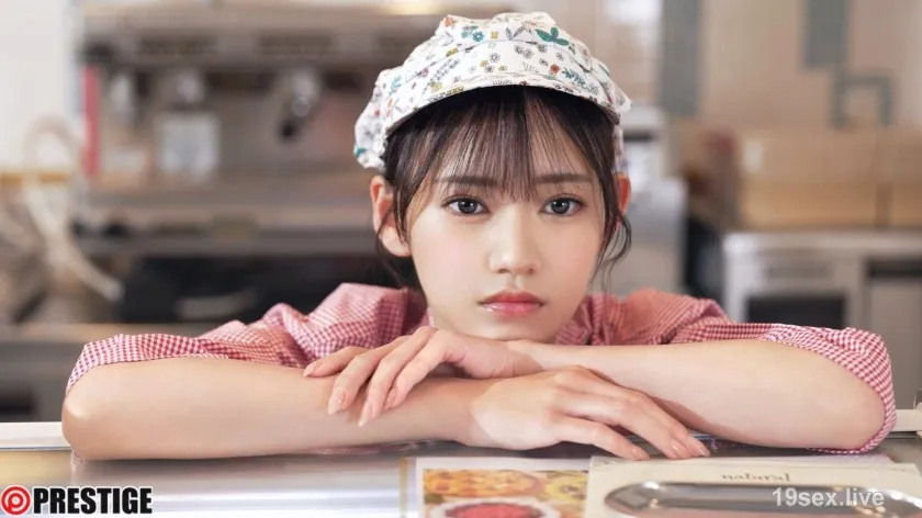 พนักงานสาวร้านเค้ก