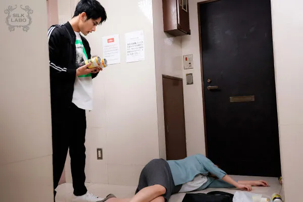 หนังRพระเอกหล่อ