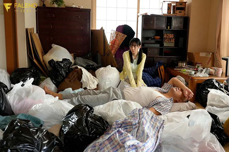เย็ดในห้องขยะ