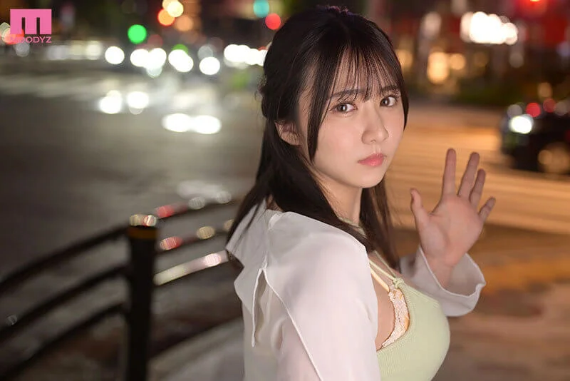 Tsukino Fuwari AV